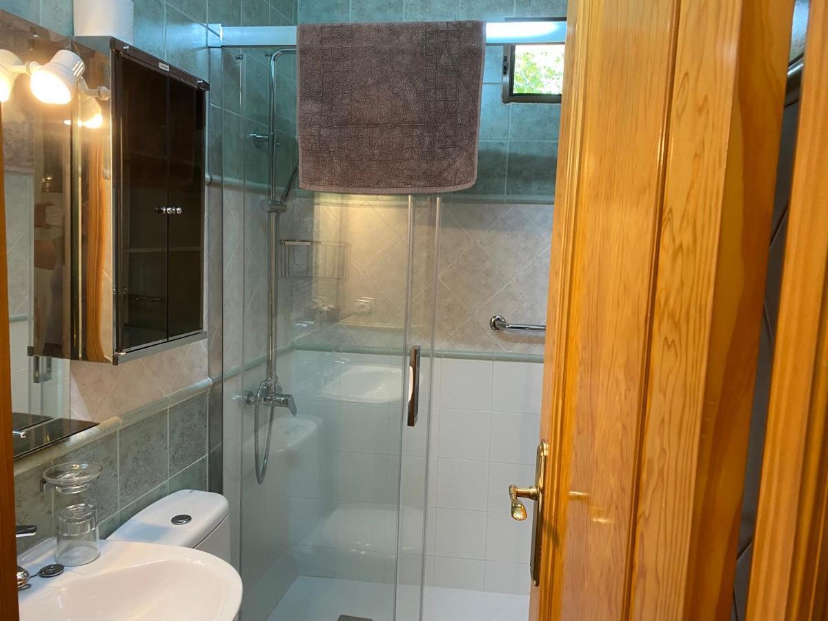 Apartamentos Rurales "La Fuentecilla" Баньос-де-Монтемайор Экстерьер фото