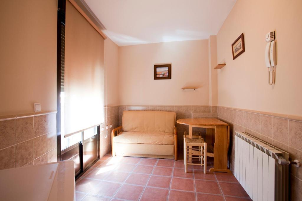 Apartamentos Rurales "La Fuentecilla" Баньос-де-Монтемайор Номер фото